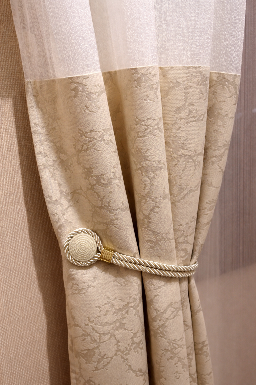 rideaux et cache-rideau coupé (3 pièces)